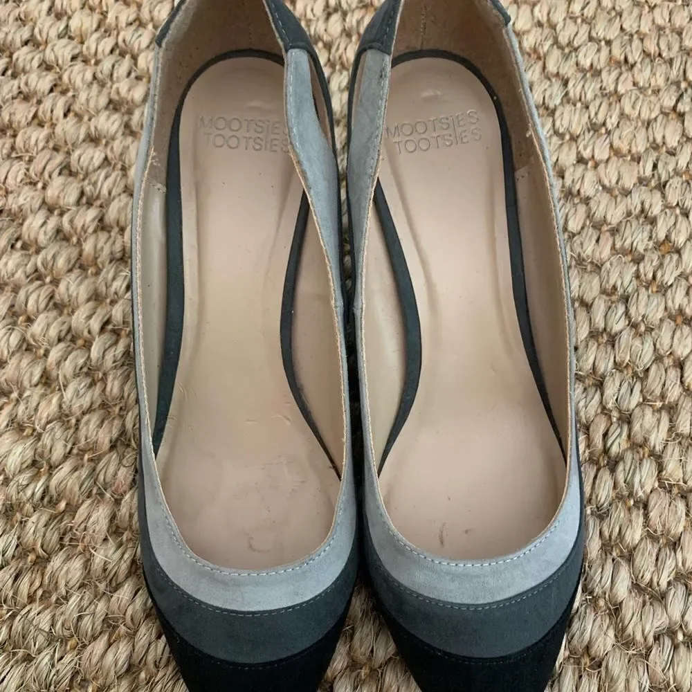 Mootsies Tootsies Morossann Suede Wedges 9W